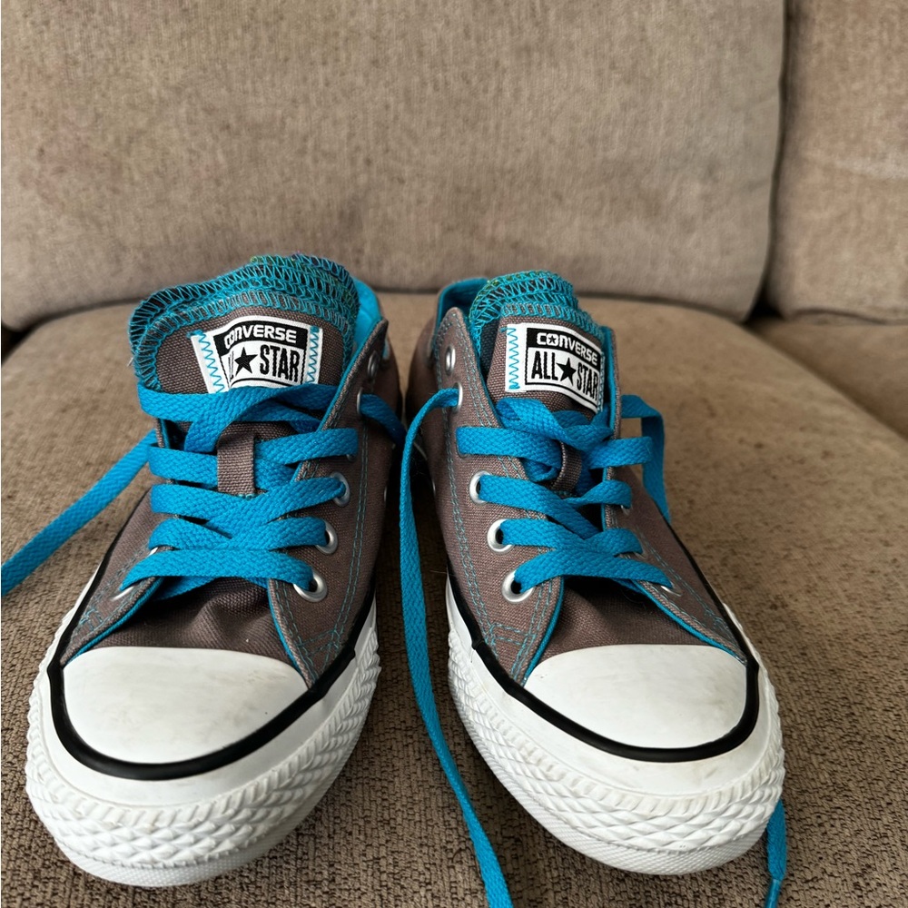 Converse multi color tongue shoes size 7